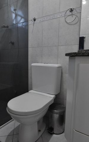 Casa à venda com 145m², 3 quartos e 3 vagasBanheiro da Suíte 2