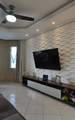 Casa à venda com 145m², 3 quartos e 3 vagasSala