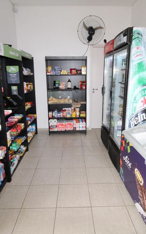 Apartamento para alugar com 63m², 2 quartos e 2 vagasÁrea comum - Mini Mercado