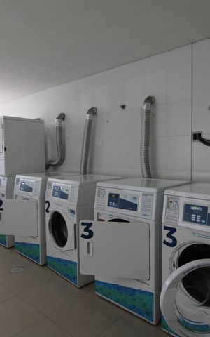 Apartamento à venda com 73m², 2 quartos e 2 vagasÁrea comum / lavanderia