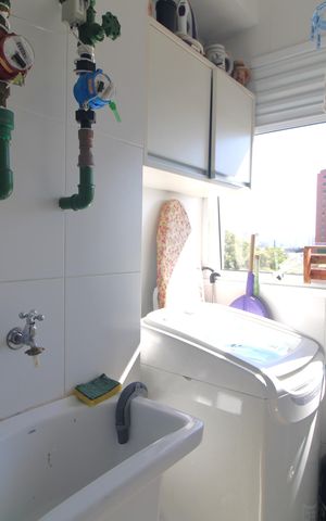 Apartamento à venda com 73m², 2 quartos e 2 vagasLavanderia
