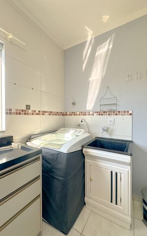 Apartamento para alugar com 64m², 2 quartos e 1 vagaCozinha