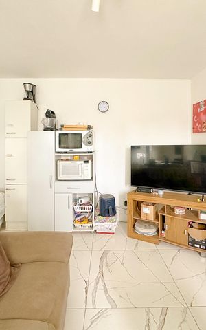 Apartamento para alugar com 52m², 2 quartos e 1 vagaSala de TV