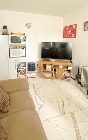 Apartamento para alugar com 52m², 2 quartos e 1 vagaSala de TV
