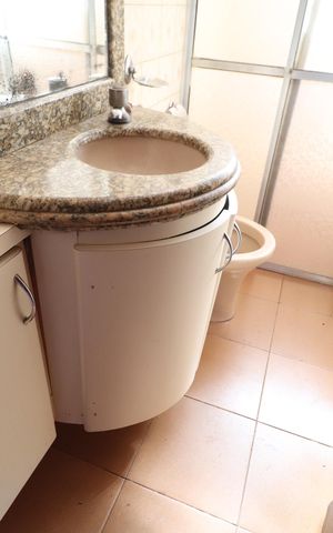 Casa para alugar com 150m², 2 quartos e 2 vagasBanheiro Social