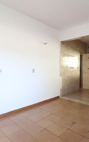 Casa para alugar com 150m², 2 quartos e 2 vagasCozinha