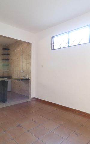 Casa para alugar com 150m², 2 quartos e 2 vagasCozinha