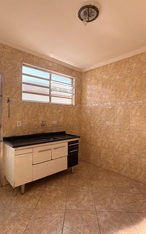 Casa para alugar com 158m², 5 quartos e 2 vagas Casa para alugar com 158m², 5 quartos e 2 vagasCozinha
