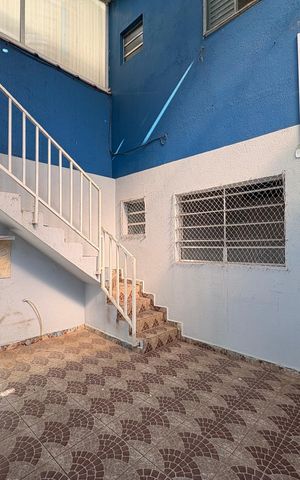 Casa para alugar com 158m², 5 quartos e 2 vagas Casa para alugar com 158m², 5 quartos e 2 vagasLavanderia / quintal