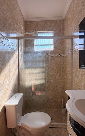 Casa para alugar com 158m², 5 quartos e 2 vagas Casa para alugar com 158m², 5 quartos e 2 vagasBanheiro suíte 1