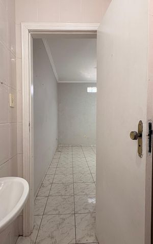 Casa para alugar com 158m², 5 quartos e 2 vagas Casa para alugar com 158m², 5 quartos e 2 vagasLavabo casa 2