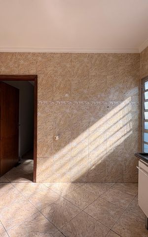 Casa para alugar com 158m², 5 quartos e 2 vagas Casa para alugar com 158m², 5 quartos e 2 vagasCozinha