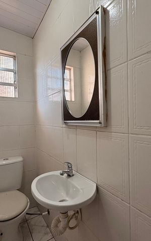 Casa para alugar com 158m², 5 quartos e 2 vagas Casa para alugar com 158m², 5 quartos e 2 vagasLavabo casa 2