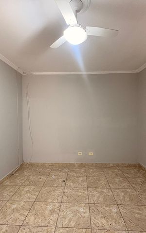 Casa para alugar com 158m², 5 quartos e 2 vagas Casa para alugar com 158m², 5 quartos e 2 vagasQuarto 4