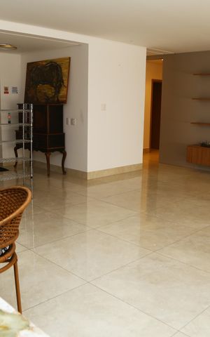 Apartamento para alugar com 227m², 4 quartos e 3 vagasSala Ampla