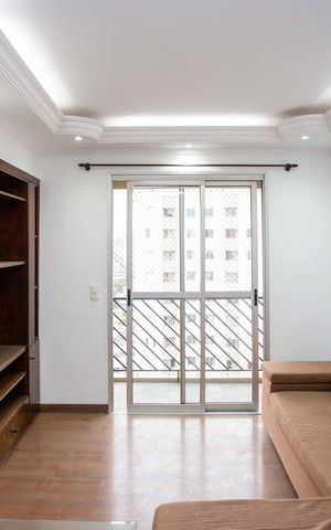 Apartamento à venda com 65m², 2 quartos e 1 vagaSala de TV