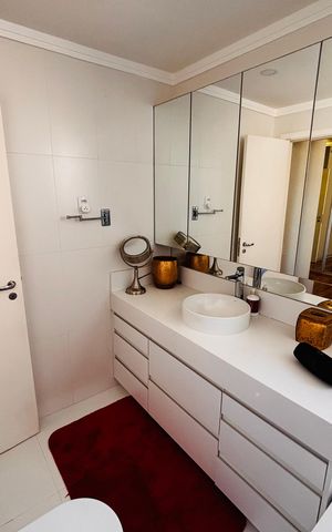 Apartamento para alugar com 172m², 3 quartos e 3 vagas Apartamento para alugar com 172m², 3 quartos e 3 vagasBanheiro suíte 2