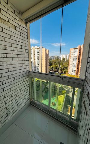 Apartamento para alugar com 172m², 3 quartos e 3 vagas Apartamento para alugar com 172m², 3 quartos e 3 vagasVaranda suíte 3