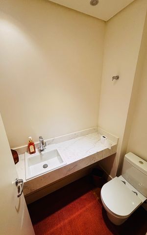 Apartamento para alugar com 172m², 3 quartos e 3 vagas Apartamento para alugar com 172m², 3 quartos e 3 vagasBanheiro suíte 3