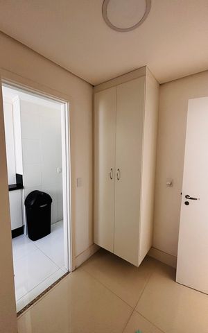 Apartamento para alugar com 172m², 3 quartos e 3 vagas Apartamento para alugar com 172m², 3 quartos e 3 vagasAcesso a cozinha