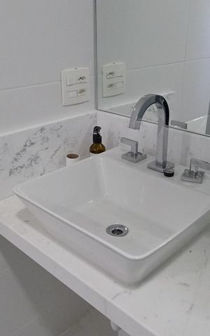 Apartamento à venda com 84m², 2 quartos e 2 vagasBanheiro da Suíte 2