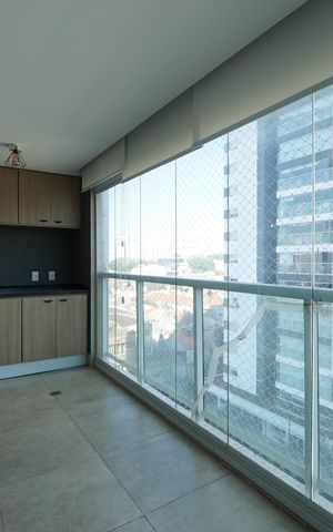 Apartamento à venda com 84m², 2 quartos e 2 vagasVaranda