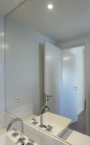Apartamento à venda com 84m², 2 quartos e 2 vagasBanheiro da Suíte 1