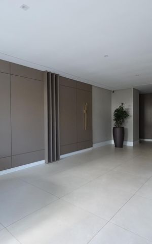 Apartamento à venda com 84m², 2 quartos e 2 vagasHall de entrada