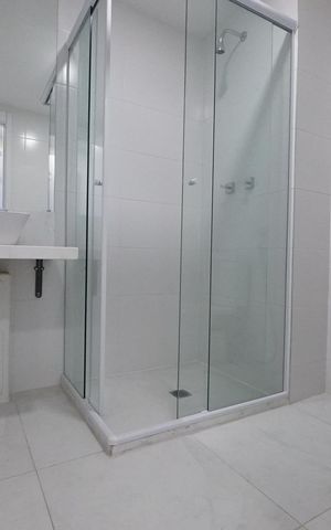 Apartamento à venda com 84m², 2 quartos e 2 vagasBanheiro da Suíte 2