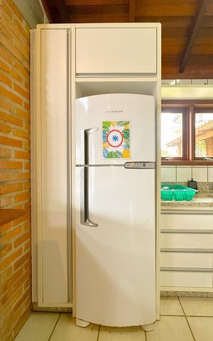 Casa para alugar com 200m², 3 quartos e 2 vagasCozinha