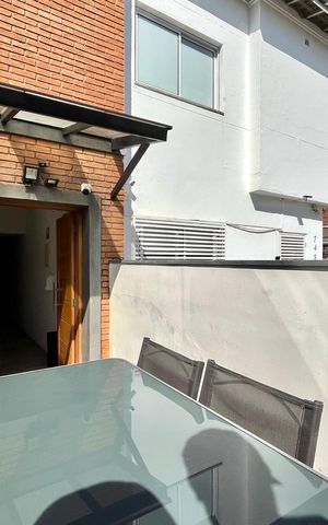 Casa para alugar com 160m², 4 quartos e 1 vagaÁrea externa