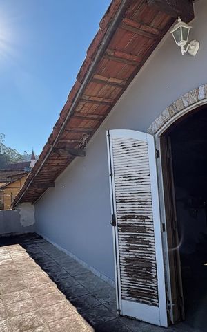 Casa de condomínio para alugar com 1932m², 5 quartos e 12 vagas Casa de condomínio para alugar com 1932m², 5 quartos e 12 vagasSótão