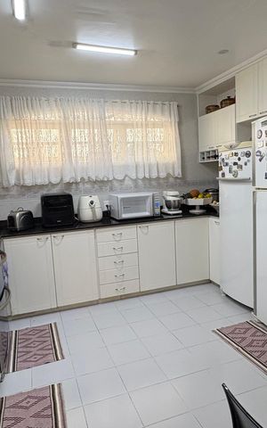 Casa de condomínio para alugar com 1932m², 5 quartos e 12 vagas Casa de condomínio para alugar com 1932m², 5 quartos e 12 vagasCozinha