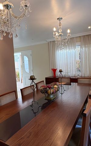 Casa de condomínio para alugar com 1932m², 5 quartos e 12 vagas Casa de condomínio para alugar com 1932m², 5 quartos e 12 vagasSala de Jantar