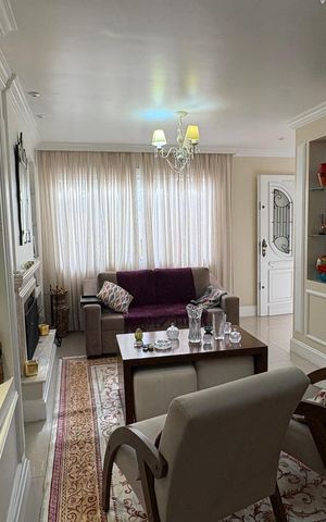 Casa de condomínio para alugar com 1932m², 5 quartos e 12 vagas Casa de condomínio para alugar com 1932m², 5 quartos e 12 vagasSala