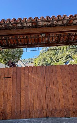 Casa de condomínio para alugar com 1932m², 5 quartos e 12 vagas Casa de condomínio para alugar com 1932m², 5 quartos e 12 vagasPortão