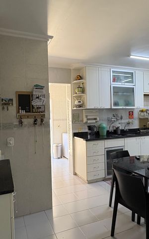Casa de condomínio para alugar com 1932m², 5 quartos e 12 vagas Casa de condomínio para alugar com 1932m², 5 quartos e 12 vagasCozinha