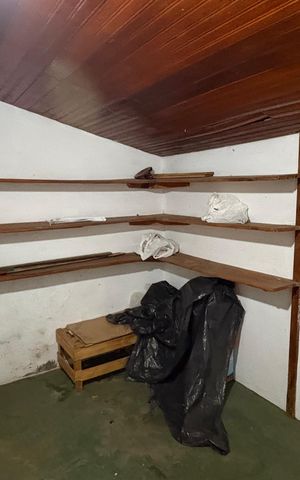 Casa de condomínio para alugar com 1932m², 5 quartos e 12 vagas Casa de condomínio para alugar com 1932m², 5 quartos e 12 vagasSótão