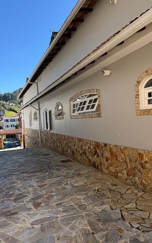 Casa de condomínio para alugar com 1932m², 5 quartos e 12 vagas Casa de condomínio para alugar com 1932m², 5 quartos e 12 vagasQuintal