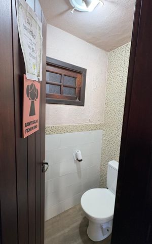 Casa de condomínio para alugar com 1932m², 5 quartos e 12 vagas Casa de condomínio para alugar com 1932m², 5 quartos e 12 vagasBanheiro da Piscina