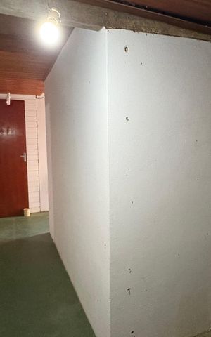 Casa de condomínio para alugar com 1932m², 5 quartos e 12 vagas Casa de condomínio para alugar com 1932m², 5 quartos e 12 vagasSótão