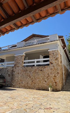 Casa de condomínio para alugar com 1932m², 5 quartos e 12 vagas