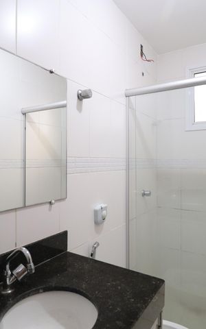 Apartamento para alugar com 55m², 2 quartos e 1 vagaBanheiro Social