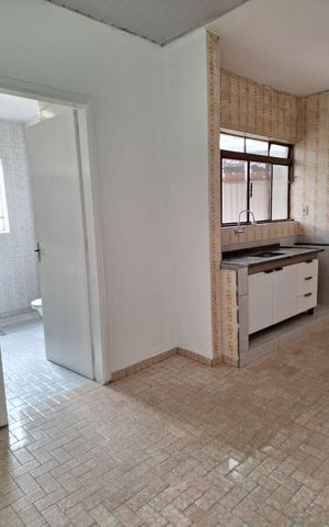 Casa à venda com 266m², 6 quartos e 2 vagas