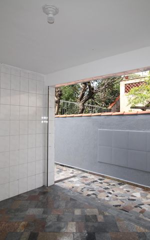 Casa para alugar com 300m², 5 quartos e 2 vagasÁrea de Serviço