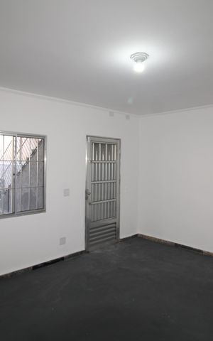 Casa para alugar com 300m², 5 quartos e 2 vagasÁrea de Serviço - Quarto