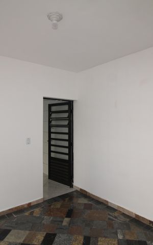 Casa para alugar com 300m², 5 quartos e 2 vagasÁrea de Serviço