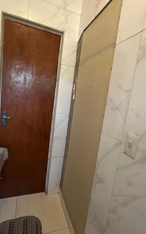 Casa de condomínio para alugar com 145m², 3 quartos e 1 vaga Casa de condomínio para alugar com 145m², 3 quartos e 1 vagaBanheiro da Suíte 3