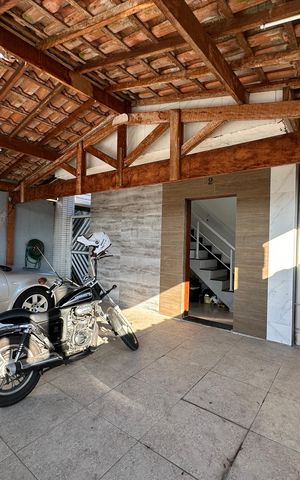 Casa de condomínio para alugar com 145m², 3 quartos e 1 vaga Casa de condomínio para alugar com 145m², 3 quartos e 1 vagaGaragem