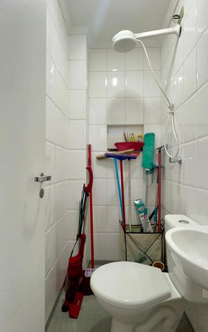 Apartamento para alugar com 121m², 2 quartos e 1 vaga Apartamento para alugar com 121m², 2 quartos e 1 vagaBanheiro de serviço